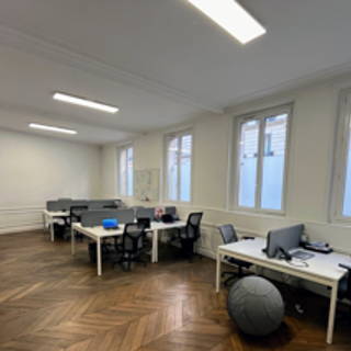 Bureau privé 50 m² 10 postes Location bureau Rue de Magdebourg Paris 75016 - photo 1